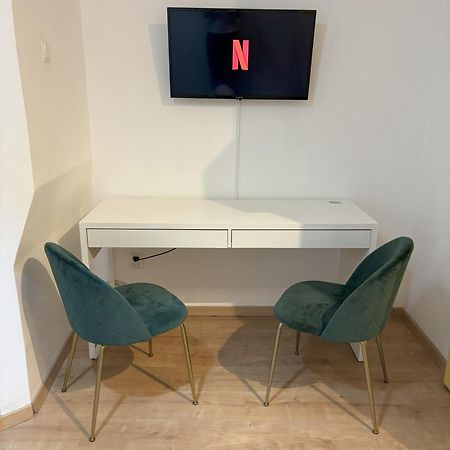 Tiny Studio Quinet Bukurešť Exteriér fotografie